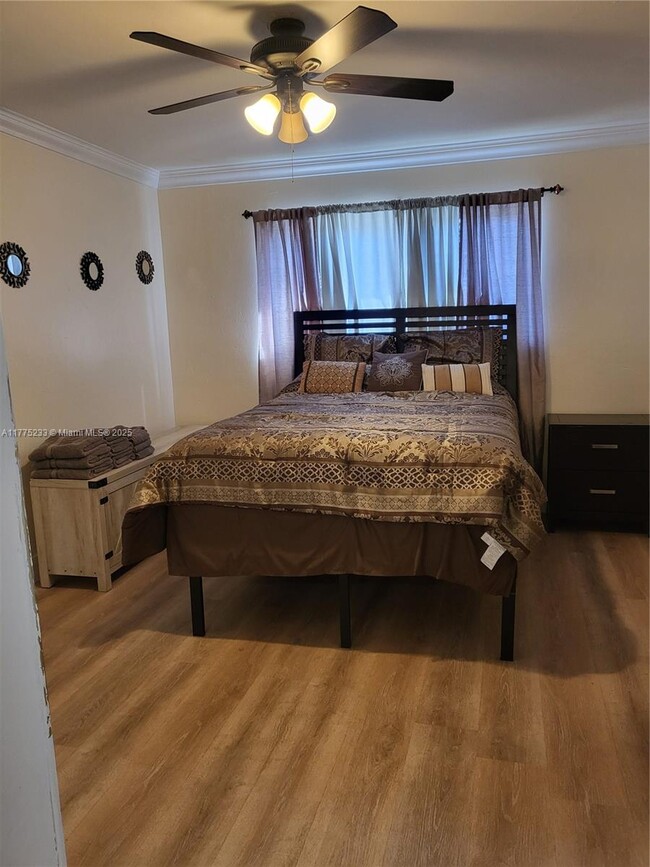 Building Photo - 1271 NW 87th St Unit 1 Rental