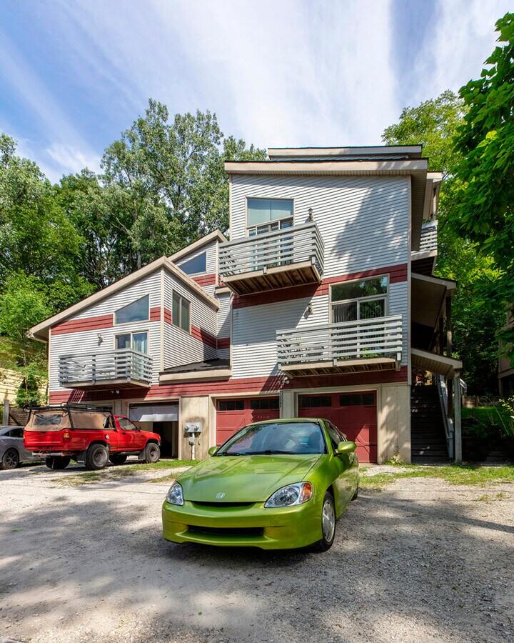 Photo - 1556 Jones Dr Apartment Unit 1556A-3