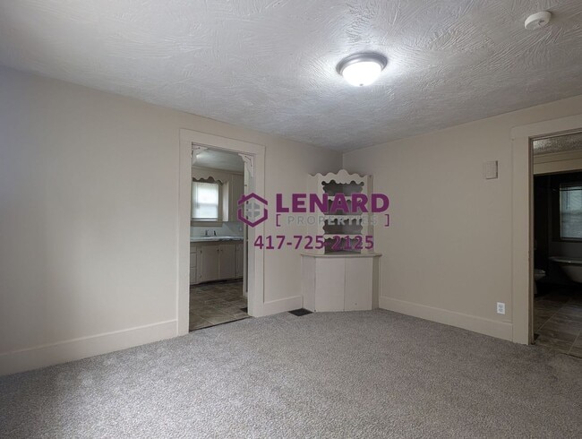 Photo - Cozy 2 Bedroom Home!