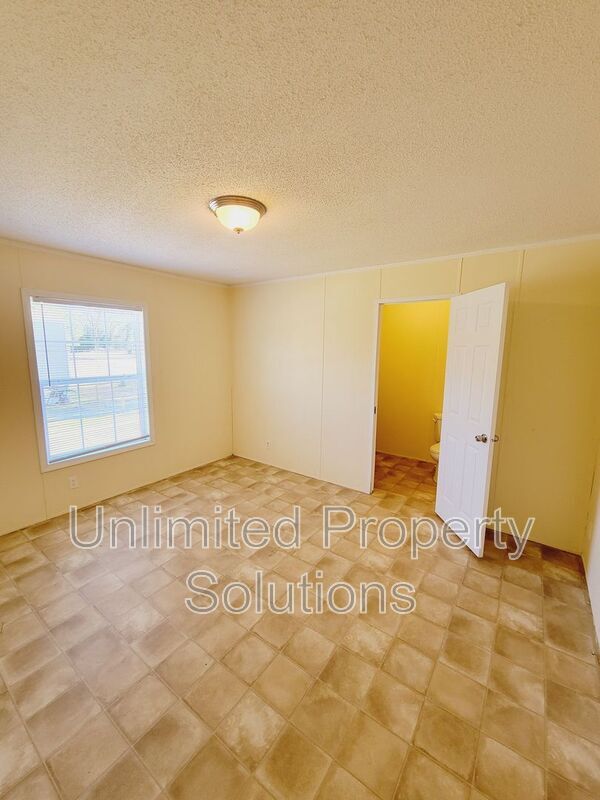 9765 Old Mill Rd Condo Unit Lot 104 Condo for Rent in Navassa, NC