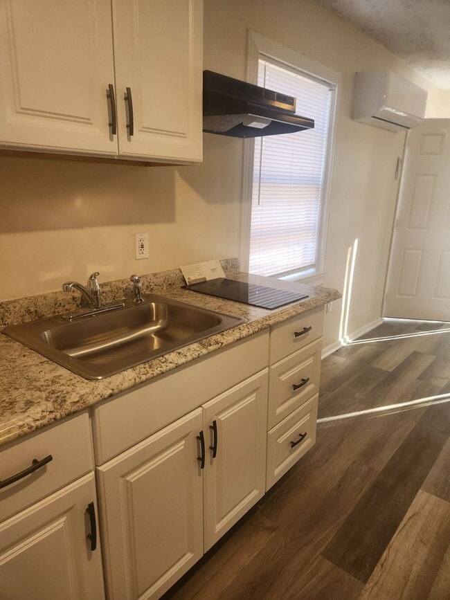 Building Photo - Damascus-C Unit Demascus Rental
