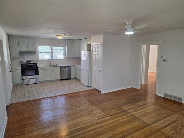 Photo - 3600 Katrine St