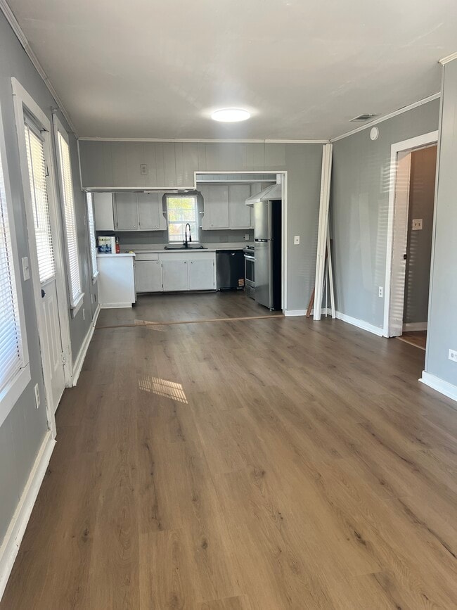 Photo - 402 Old Richton Rd