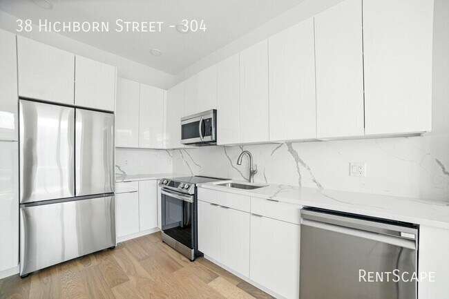 Building Photo - 38 Hichborn St Rental