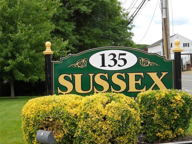 Photo - 135 W Nyack Rd Unit 111