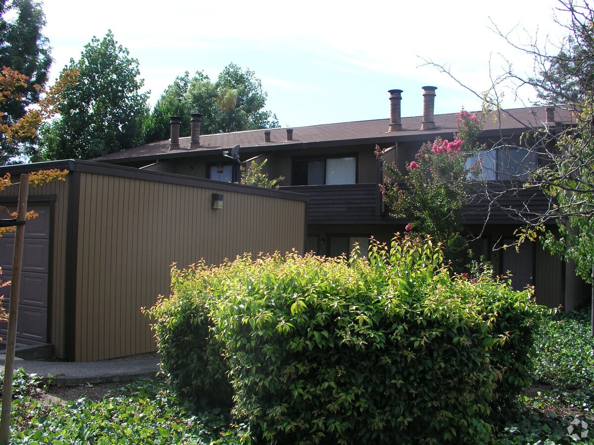 Edificio Photograph - Four Plex