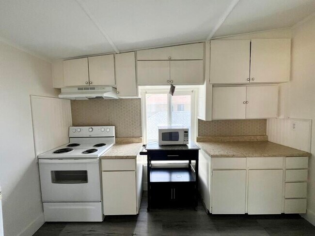 Photo - 615 S 900 E Unit 615 - (1 Bed)