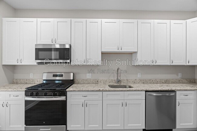 Photo - 3680 Blow St