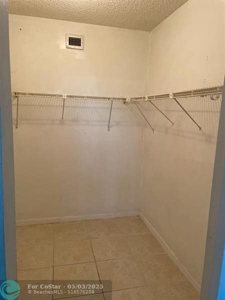 Photo - 3900 NW 76th Ave