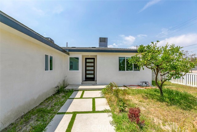 Photo - 7759 Van Noord Ave House