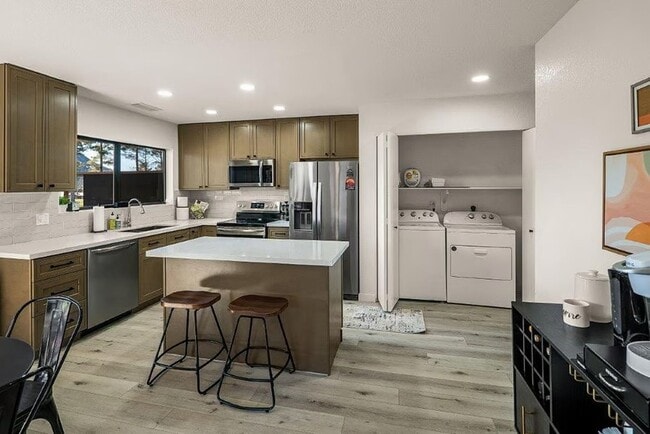 Photo - S-1073 Unit # 1