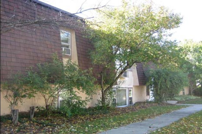 Photo - Imperial Drive Apartments