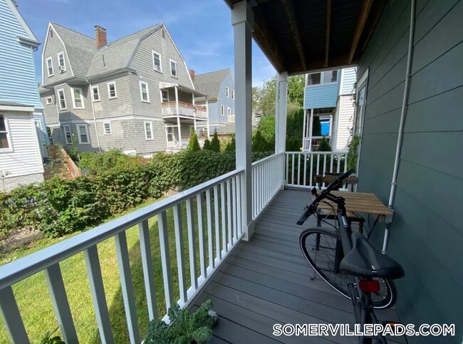 92 Pearson Rd Unit 1