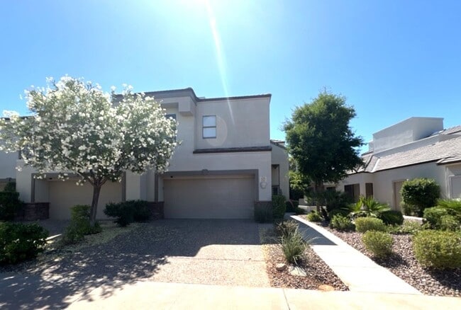 Building Photo - EXCLUSIVE 2 BEDROOM WATERFRONT CONDO IN GAINEY RANCH PAVILLIONS Unit 130