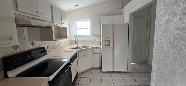 Photo - 2315 NE 40th Ave