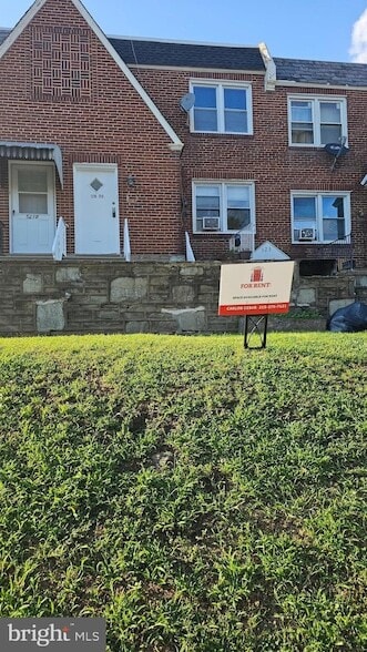 Photo - 523 E Tabor Rd Townhome
