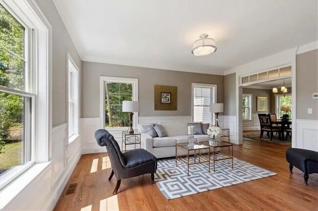 Photo - 56 Blossomcrest Rd