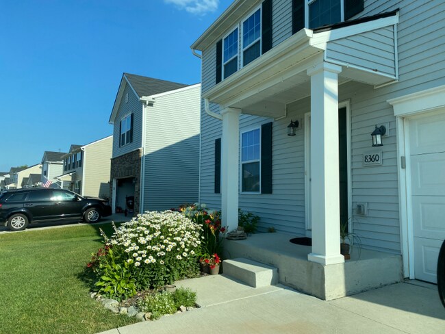 8360 Crab Apple Trail