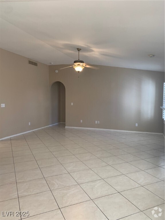 Building Photo - 5021 Glenarden Dr Rental