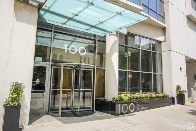 Building Photo - 100 E 14th St Unit 2510 Rental
