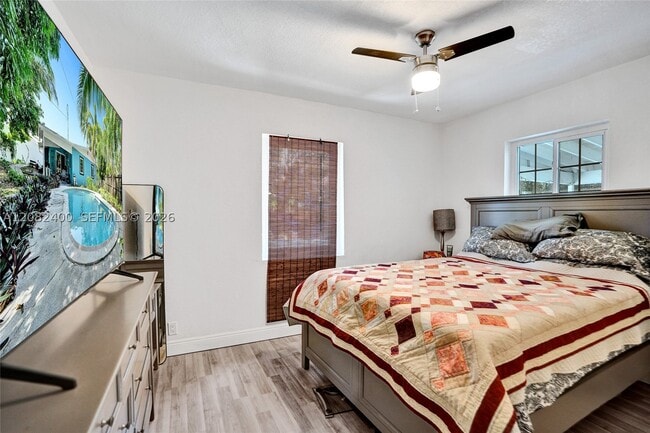 Photo - 1124 NW 16th St