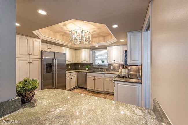 Photo - 4051 Gulf Shore Blvd N Unidad 1003