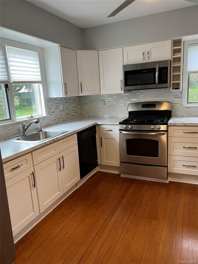 Photo - 39 Wilmot Rd Unidad 1st Fl