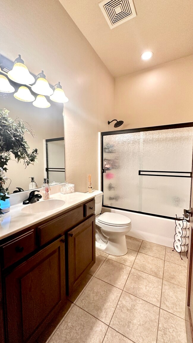 Photo - 2450 S White Mountain Rd Unidad Apt A