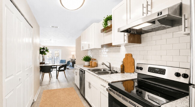 Domain & Gateway at Cedar