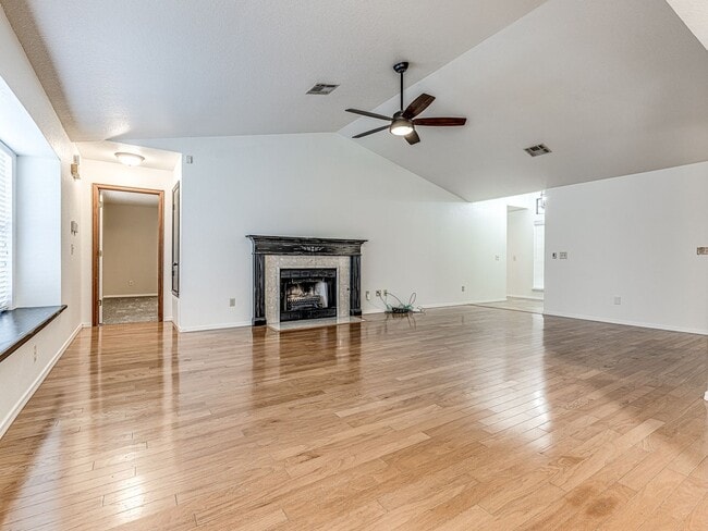 Photo - 508 Old Bugle Rd