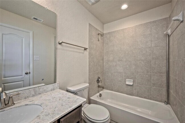 Photo - 5106 Eagle Falls Ln