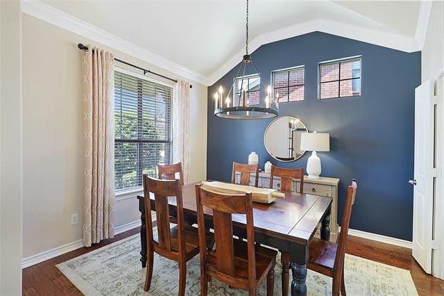 Photo - 3624 Furlong Way