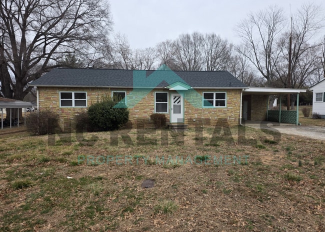 Building Photo - 312 Walter Chambers St