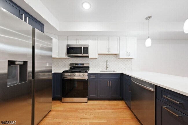 Photo - 52 James St Unit 3