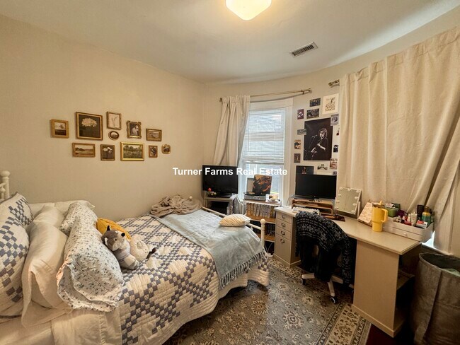 Photo - 724 Parker St Unidad 3F