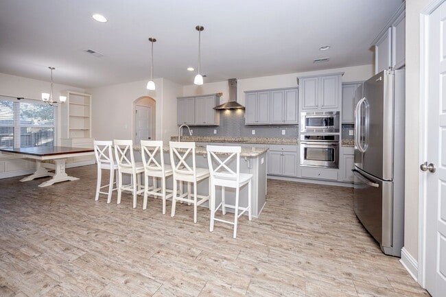 Photo - 1013 Silverbell Cv