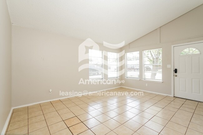 Photo - 10613 E 114th St N