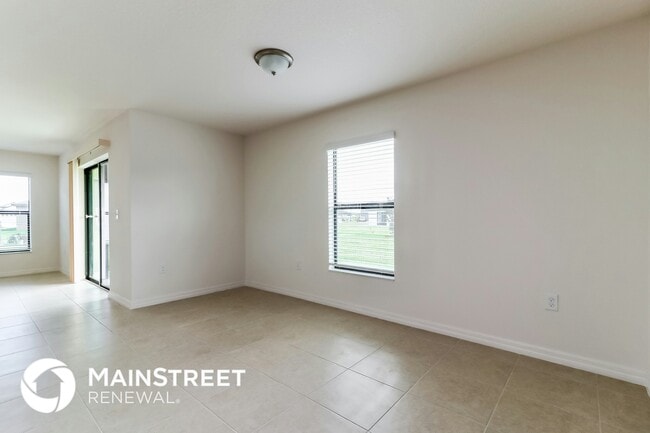 Photo - 2127 Peyto Wy