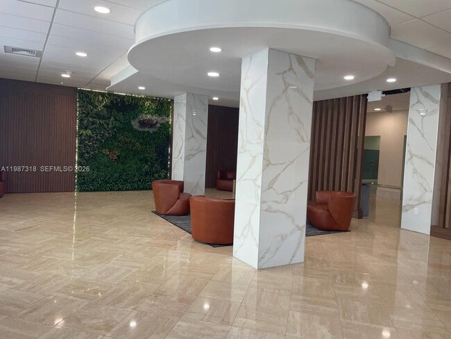 Photo - 250 174th St Unit 2008