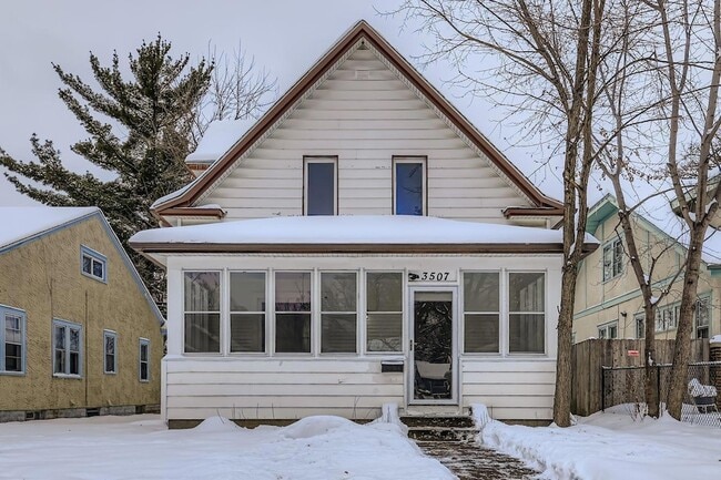 Building Photo - 3507 N Newton Ave