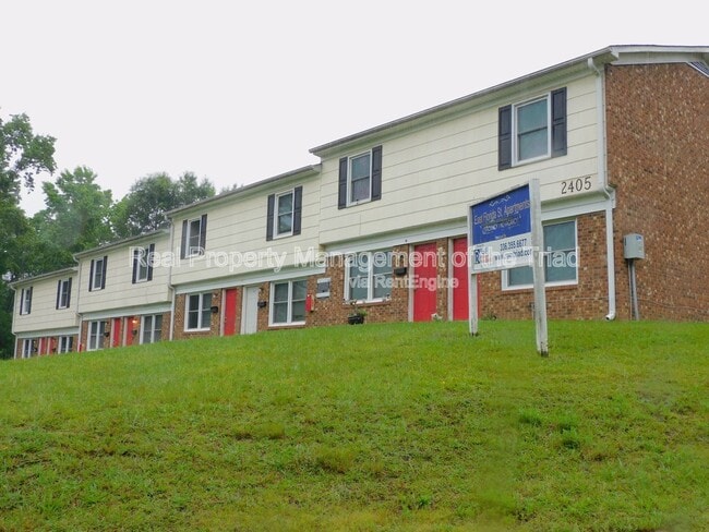 Building Photo - 2405 E Florida St Unit A