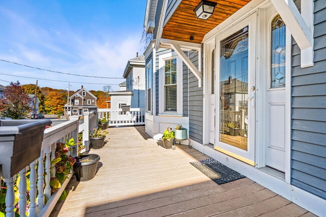 Photo - 6 Rowell Ave