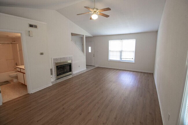 5200 Tessa Way