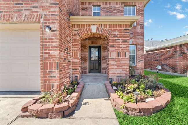 Photo - 8418 Village Rose Ln