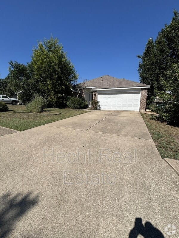 Building Photo - 1707 Greening Way Rental