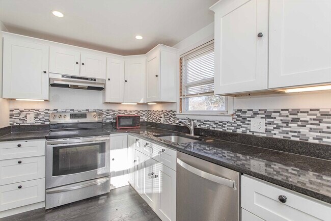 Photo - 16 Falconer Ave