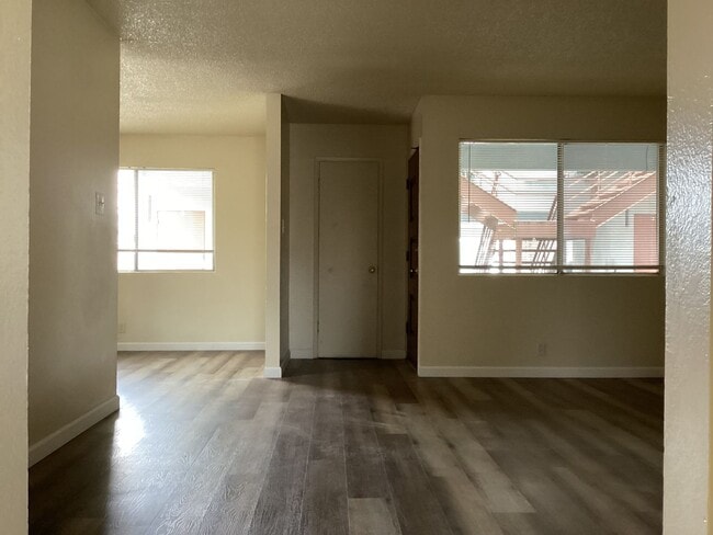 Photo - 1414 W Vassar Ave Unit A