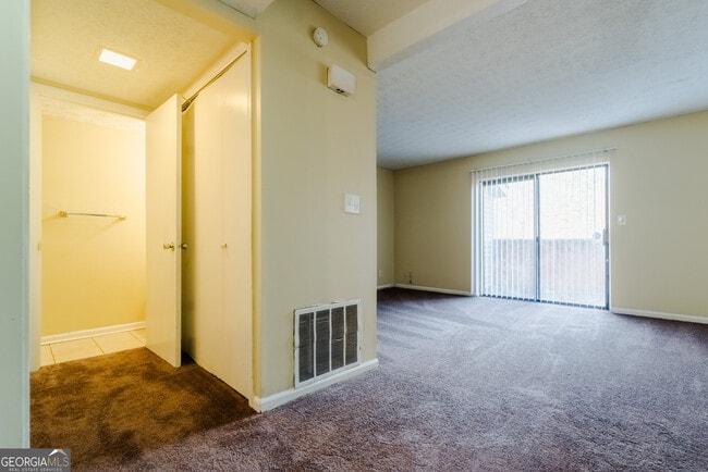 Photo - 8564 Creekwood Way