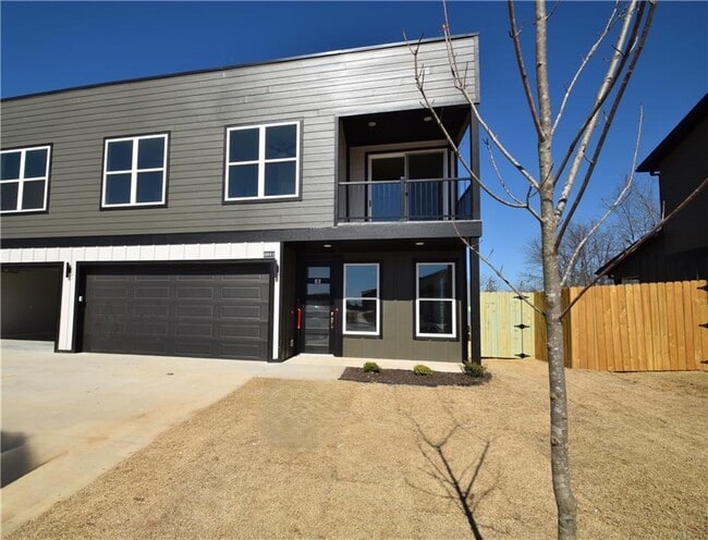 Photo - 1804 SW Casuarina Dr