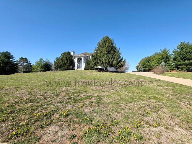 Photo - 14112 Windsor St